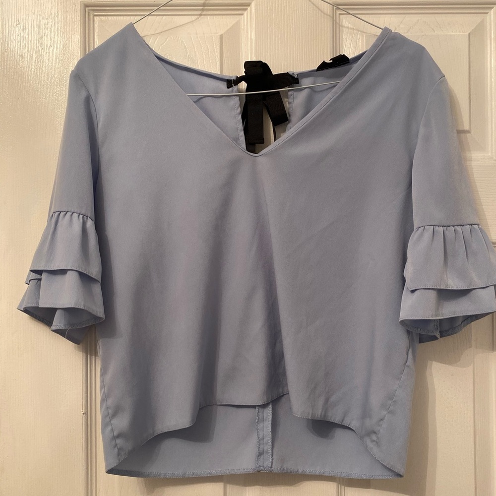 SOLD- Top Shop quarter sleeve w/ tie in back